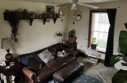 Gordonsville Casa | Pet- Friendly home less than 5 minutes to downtown Gordonsville!