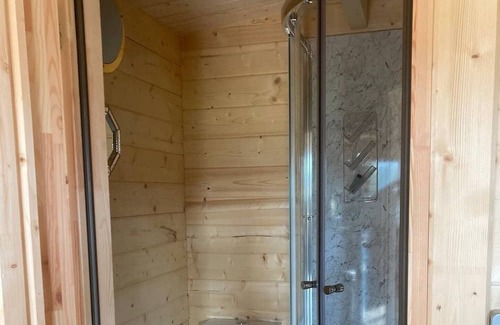 Chesterfield Cabina | Captivating 1-Bed Lodge in Chesterfield