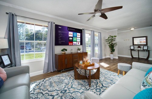Orange Park Casa | Charm &Cozy Home Pool Heated
