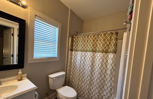 Crane Hill Cabaña | Lakeside cottage with plenty of room . Multiple decks with easy access to water.