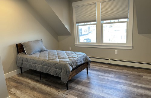 Cohasset Casa | New just minutes to Nantasket Beach and next door to a Cohasset top restaurant