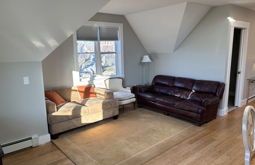 Cohasset Casa | New just minutes to Nantasket Beach and next door to a Cohasset top restaurant