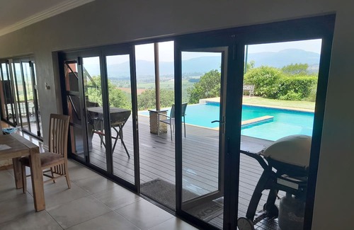 Malkerns Casa | Peaceful quiet place overlooking beautiful mountain with a lovely garden.