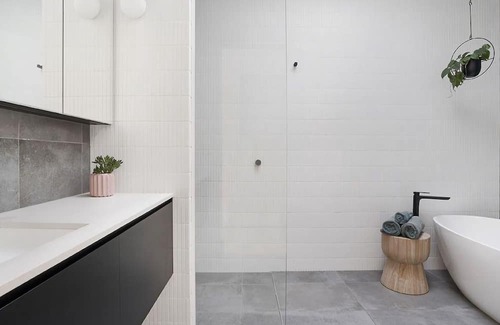 Randwick Casa | The Contemporary Escape Randwick IH