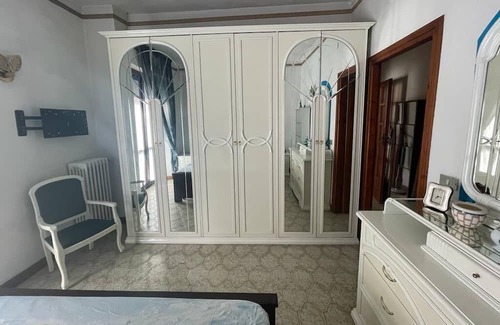 Canelli Apartamento | Vrbo Property