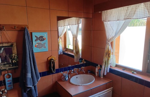 Gouritz Casa | Quaint Pet-Friendly Family Retreat: Just Steps Away from the Stunning Ocean