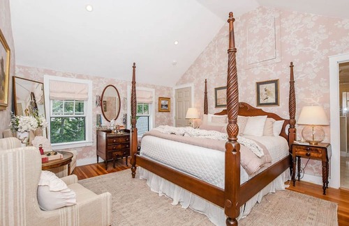 Marion Center Casa | Spacious home in the heart of Marion's charming village. Bike/walk/swim & enjoy!