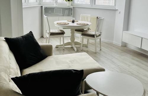 Ursynow Apartamento | An apartment with a garage. Pets welcome.