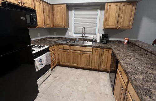 Wyandotte Casa | 2 Bedroom 1 Bath With Boat Slip Upon Request