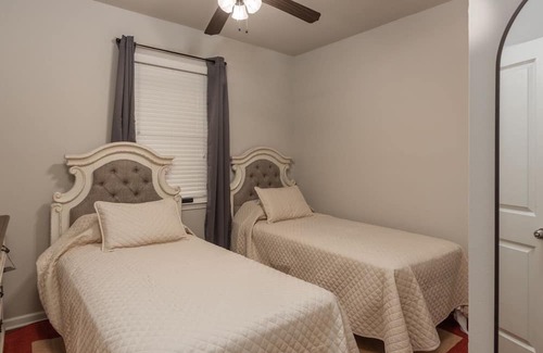 Starkville Condominio | Game Day! .5M to Stadium The Peabody-236