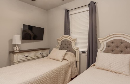 Starkville Condominio | Game Day! .5M to Stadium The Peabody-236
