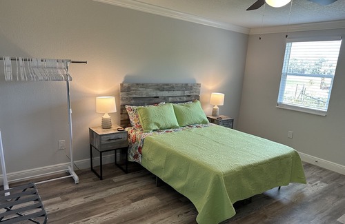 Polk City Casa | 6Br Disney Family Retreat in the Woods