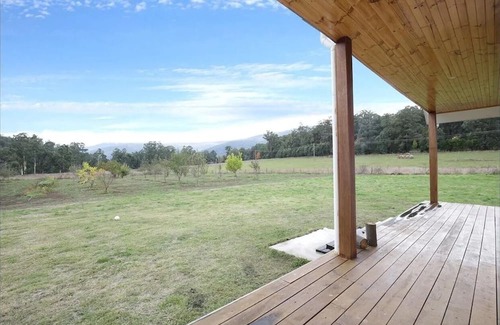 Marysville Otro | Stunning Holiday Home Marysville Farm stay in Marysville, Australia