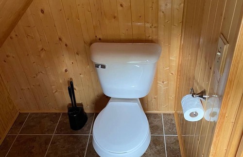 Necedah Cabina | Castle Rock Hideaway
