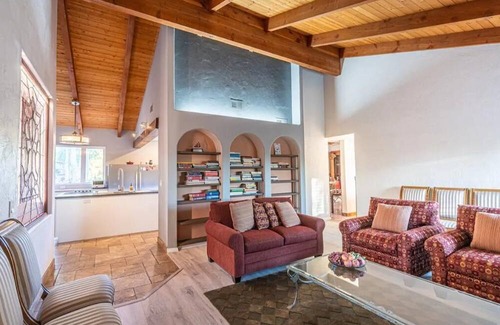 Temecula Villa | Villa with views, wine cellar, pool, & much more