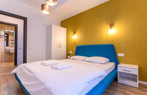 Brasov Condominio | UNO - Gardens by Holiday Belview❤