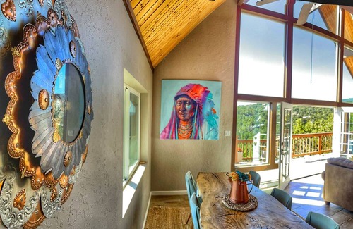 Cedar Crest Casa | mountain home near sandia trails.