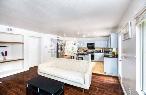 Corona Casa | Summer Palace on Towergrove #41276