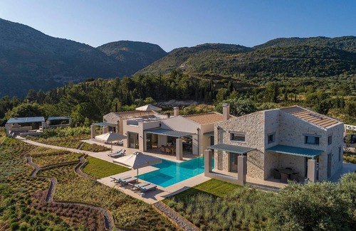 Kalamitsi Casa | Holiday house Vafkeri for 1 - 8 persons with 4 bedrooms - Twin house