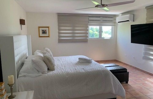 Dorado del Mar Villa | Villa Merchán | 8 Guests | 4BR & 4.5 Bathrooms