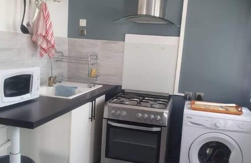 Mesnil-Sellieres Casa | Petit Logement Indépendant - Calme Avec Cour Sécurisé - 10 Minutes de Troyes