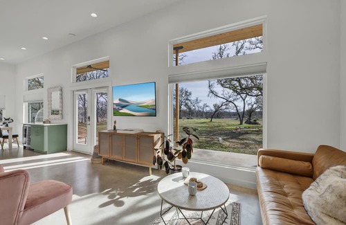 Stonewall Casa | Casa Serena on 26 Acres with Firepit