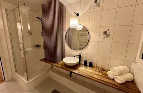 Alt-Muhlburg Apartamento | 77m² - 3 Zi Modern Zentrum Küche Dachterrasse Wlan