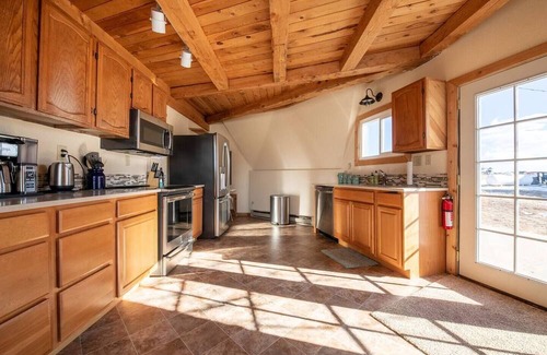 Westcliffe Casa | Spacious Geodesic Dome Home with Stunning Mountain Views - Walk to Westcliffe