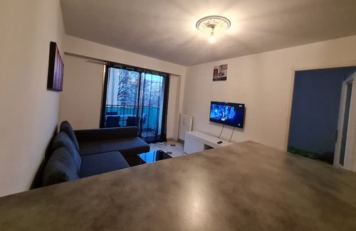 Mantega Apartamento | Petit F2 Simple Proche Toutes Commodités