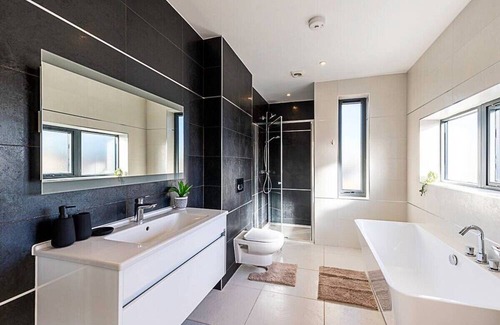 Syon Apartamento | 2 Bedroom Penthouse in Brentford
