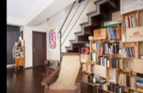 Khalandrion Apartamento | Art Collection apartment with garden