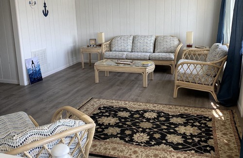 Sunrise Beach Cabina | Lakefront Cabin With One Well Dock In Popular LAKE OF THE OZARKS Cove Location!