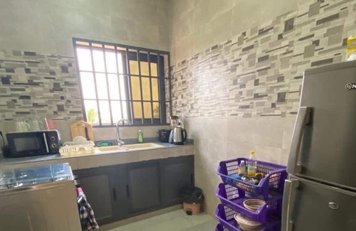 Lome Apartamento | Cosy, peaceful, large, Fully equipped studio in Sogbossito-Lomé With a balcony