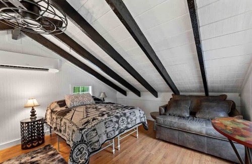 Atchafalaya Cabina | Tiny Cajun Cabin