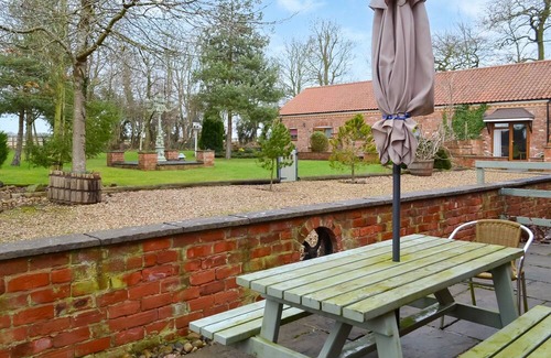 Grimsby Cabaña | 1 bedroom accommodation in Tetney, near Cleethorpes