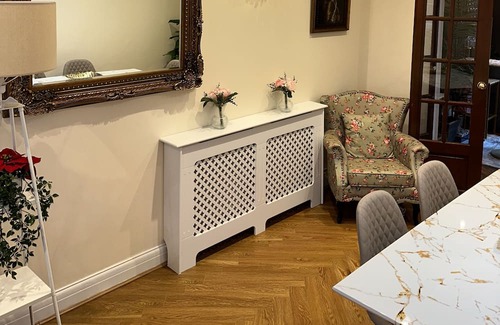 West Hendon Casa | Family-sized House in the heart of North London !