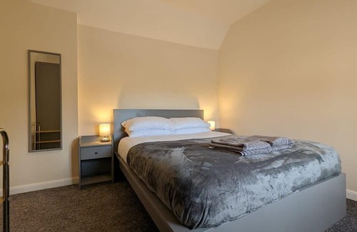 Treffynnon Cabaña | 1 Bed Adore Cottage - Bwthyn Bach Addawol