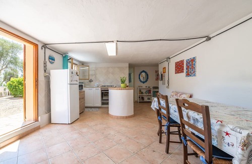 Sant'Antioco Casa | Holiday Home 'Fronte Mare Azzurro' with Sea View, Shared Garden and Wi-Fi