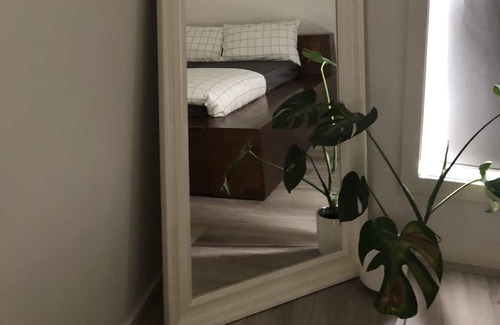 Truganina Casa | Melbourne+20 mins airport,city +5mins train station +bus stop next to the house