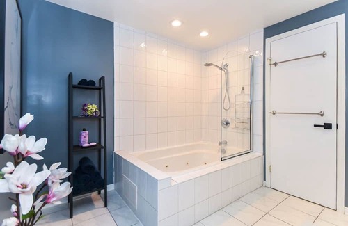 Ottawa Division Casa | Elegant and private - 3 beds, 2.5 baths - Nepean