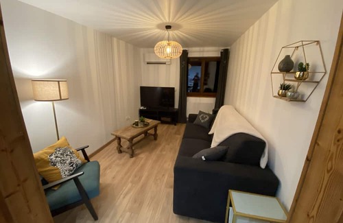 Sixt-Fer-a-Cheval Apartamento | Appartement Le Clos Fleuri 1 Sixt Fer-à-cheval
