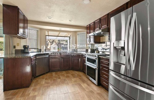 Walnut Casa | Breeze on Country Hollow Dr #41682