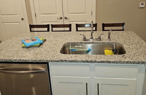 Covington Condominio | Low Key Lux Apt, conveniently located right off I-20.
