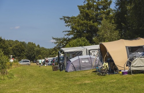 Wilsum Alquiler De RV | Een Fijne Kampeerplaats met 16 Ampère Stroom en Eigen Wateraansluiting