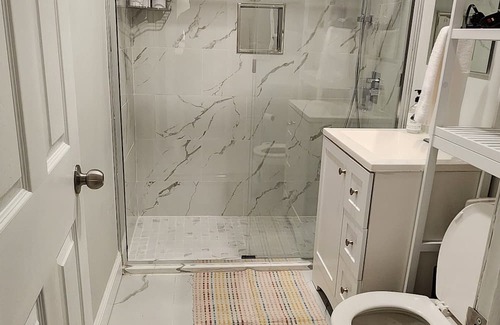 Hamden Condominio | Welcoming & Clean Condo near Hamden Shopping