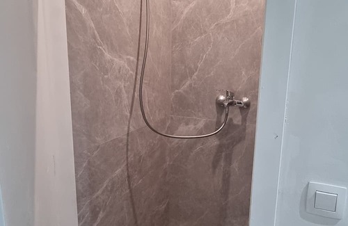 Hoboken Apartamento | +100 m² Groot Gelijkvloers - 3 Bedden - Koer