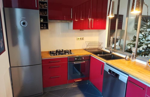 Asnieres-sur-Seine Casa | Proche des Sites Paris Jo24, Maison Calme, Barbecue et Salon de Jardin au Soleil
