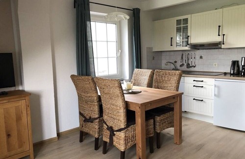 Holtgast Apartamento | Ferienwohnung mit Einem Schlafzimmer in Ruhiger Idyllischer Lage, Nordseenähe