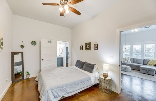 La Grange Casa | Downtown La Grange Vacation Rental Near Wineries