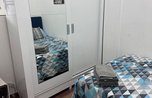 West Sector Apartamento | 2-bedroom apartment in enchanting Setor Oeste,Castro’s neighbor!